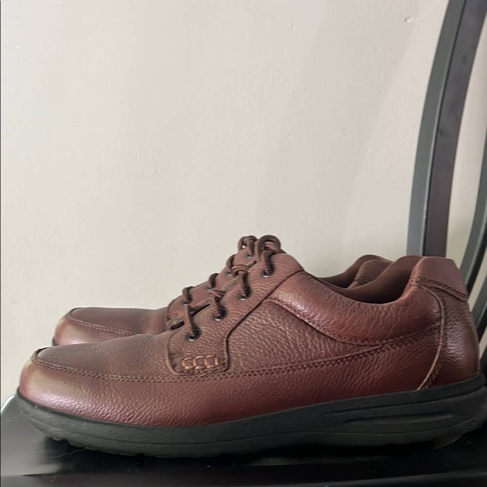 Nunn Bush Brown Leather Lightweight memory foam Oxfords 12M